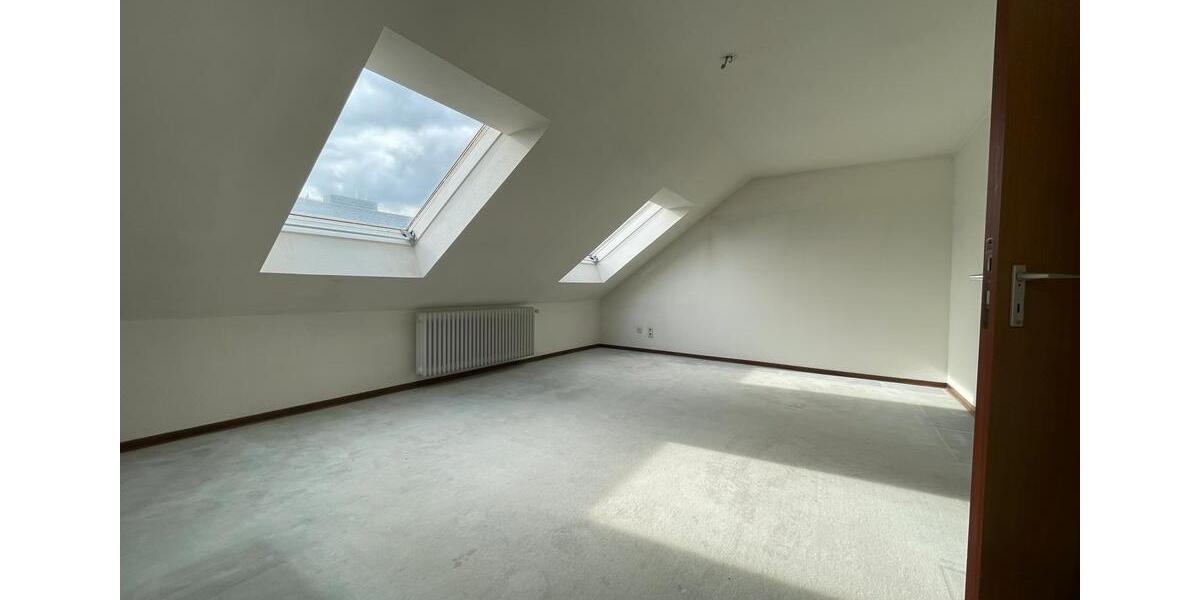 Reihenhaus Steinbach (Taunus) - 7 Zimmer, 162 m&sup2;, 720.000&euro; | Angebot:25006358