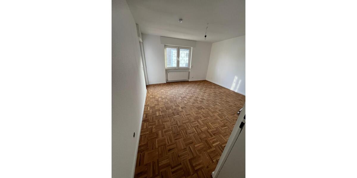 4-Zimmer-Terrassen Wohnung mit Skylineblick & Garten in Kronberg 4 zimmer