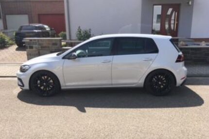 VW Golf 67.000 km 25.000 &euro; Trebur 65468