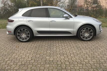Porsche Macan 91.000 km 39.800 &euro; Kahl/M 63796