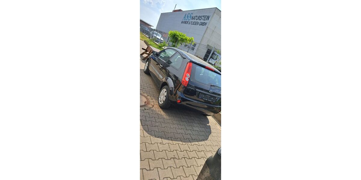 Ford Fiesta 185.650 km 1.600 &euro; Niederdorfelden 61138