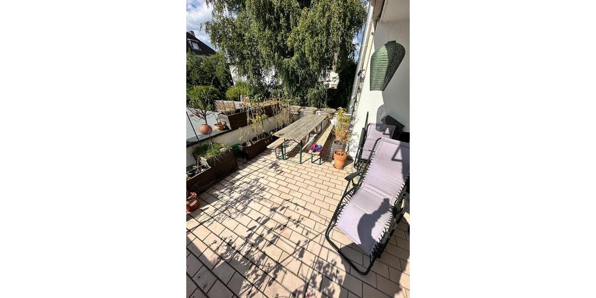 Wunderschöne 3 Zi-Whg EBK, Holzdielen & großer Terrasse 3min zu U- Bhf Heddernheim 3 zimmer