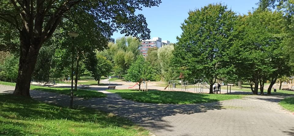 Provisionfrei 4-5 Z-Wohnung zu verkaufen 4,8 %RenditenEigennutz 4 zimmer