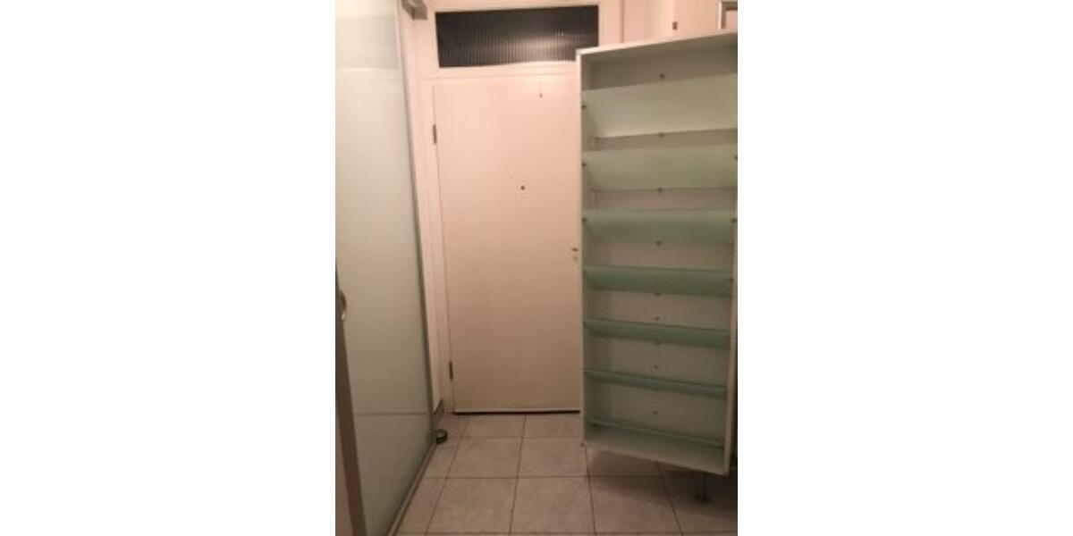 Sonniges möbliertes 1-Zimmer Studio mit Blick über HG Gonzenheim 1 zimmer