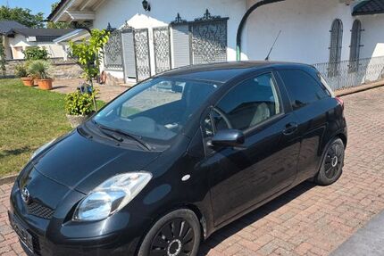 Toyota Yaris 90.500 km 3.700 &euro; kleinostheim 63801