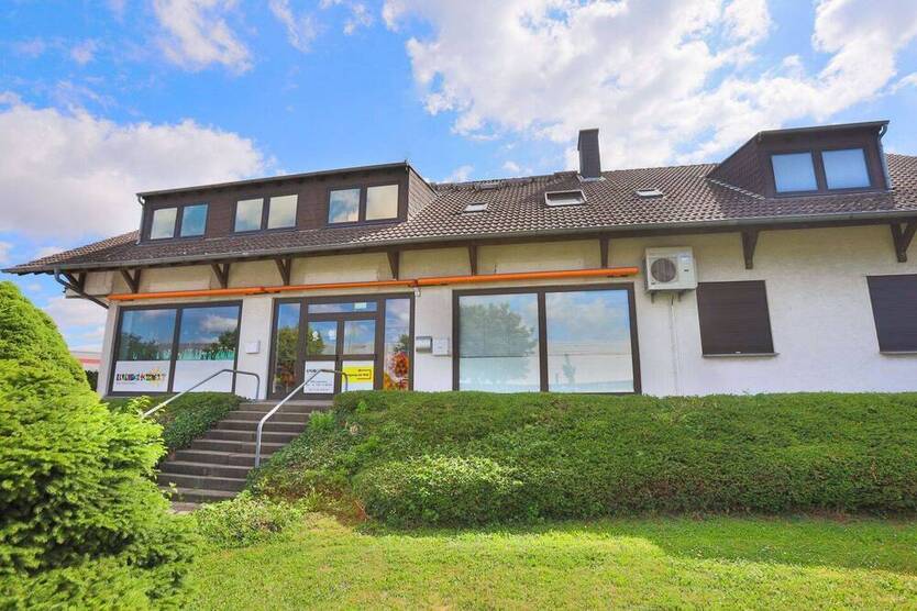 Moderne Praxisfläche zur Miete - Ideal für Kinderärzte, Hausärzte oder Physiotherapeuten