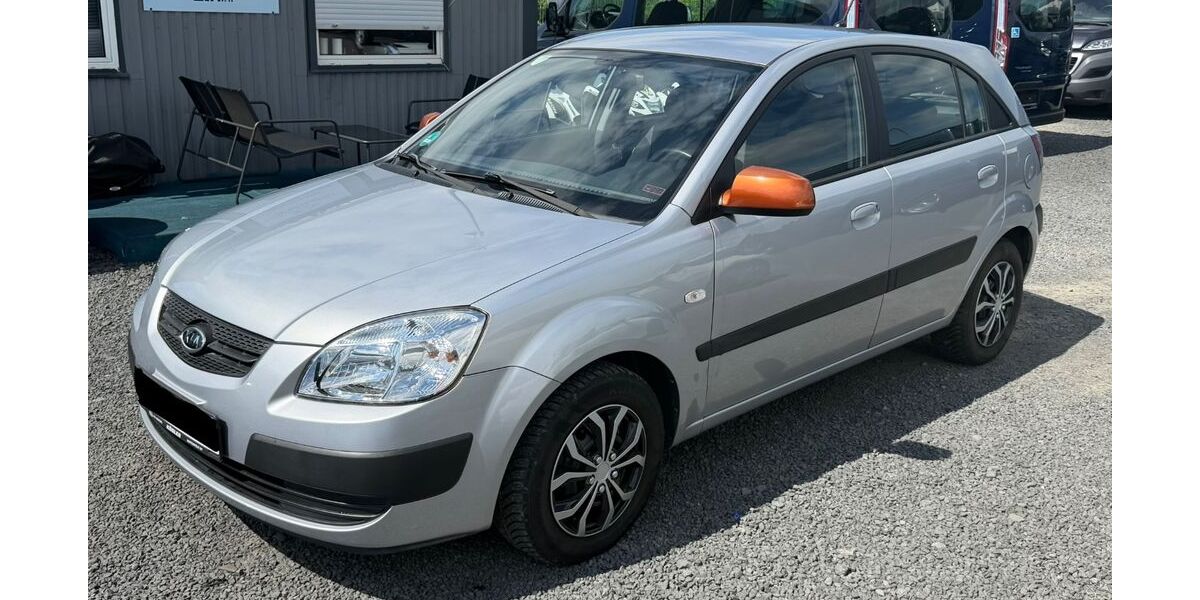Kia Rio 113.000 km 1.500 &euro; Nidderau 61130