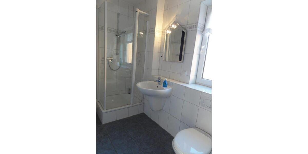 Einfamilienhaus Glashütten - 8 Zimmer, 247 m&sup2;, 2.730&euro; | Angebot:25770766