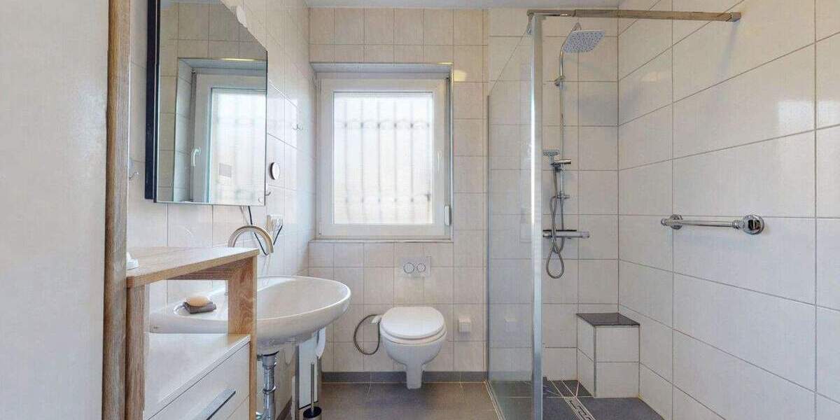 Reihenendhaus Frankfurt am Main Nieder-Erlenbach - 5 Zimmer, 119 m&sup2;, 450.000&euro; | Angebot:25815008