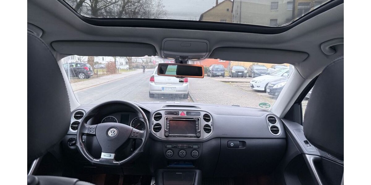 VW Tiguan 271.000 km 6.850 &euro; Rüsselsheim 65428