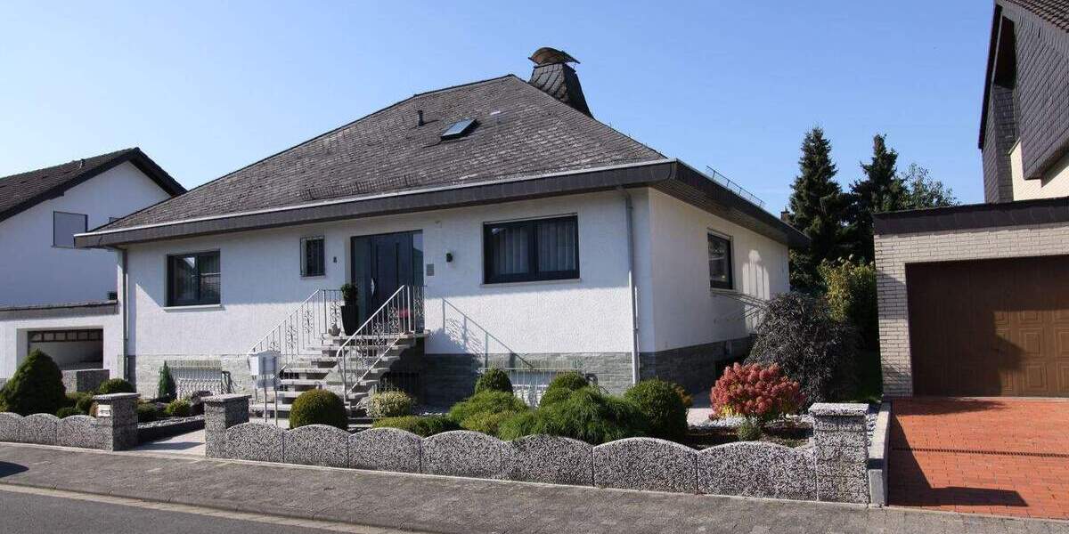 Einfamilienhaus Friedberg Ockstadt - 7 Zimmer, 213 m&sup2;, 799.000&euro; | Angebot:25691964