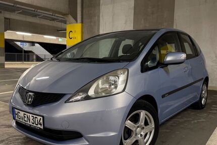 Honda Jazz 95.000 km 3.499 € Frankfurt am Main 60437