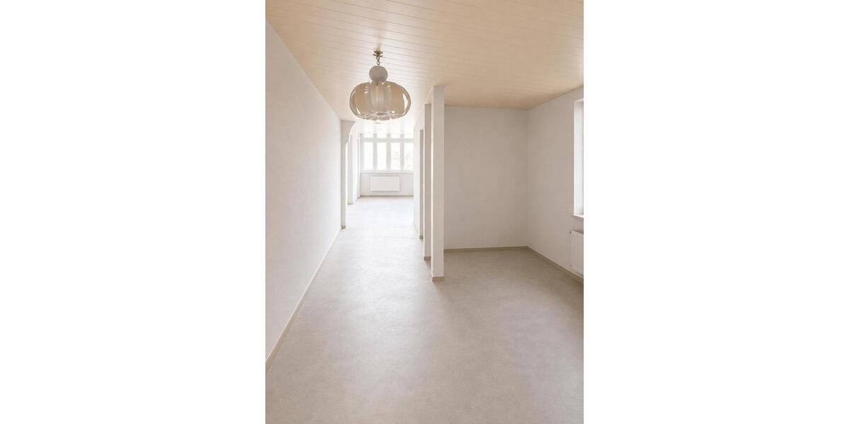Etagenwohnung Friedberg (Hessen) - 2 Zimmer, 61 m&sup2;, 800&euro; | Angebot:26650715