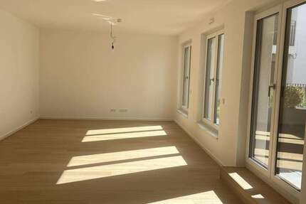 Wohnung Bad Homburg Berliner Siedlung/Gartenfeld - 3 Zimmer, 94 m&sup2;, 2.010&euro; | Angebot:26757575