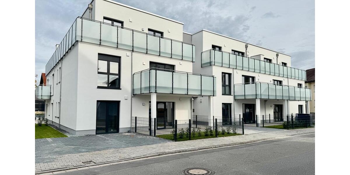 Helle 2,5-Zimmer-Penthouse-Wohnung mit hochwertiger Einbauküche und Aufzug 2.5 zimmer