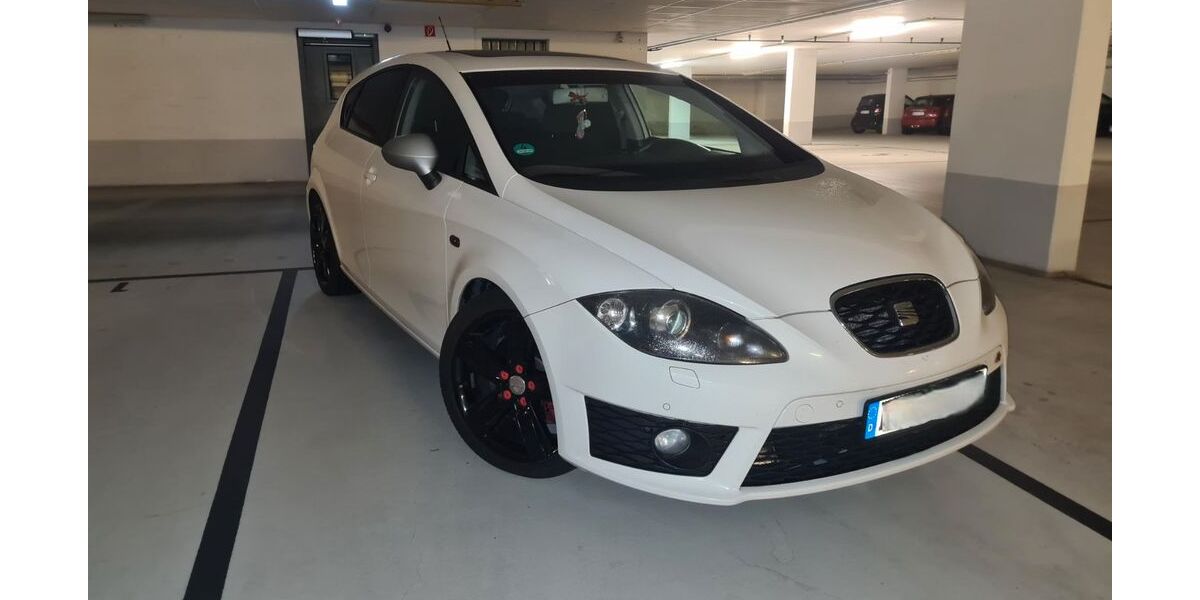 Seat Leon 226.222 km 7.750 &euro; Frankfurt am Main 60326