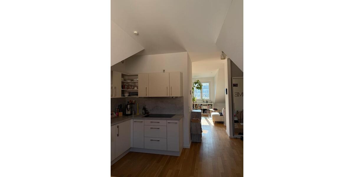Etagenwohnung Frankfurt am Main Bornheim - 2 Zimmer, 70 m&sup2;, 1.650&euro; | Angebot:26413388