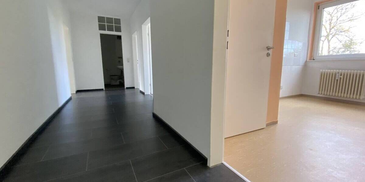 Etagenwohnung Heusenstamm - 3 Zimmer, 73 m&sup2;, 690&euro; | Angebot:25683798
