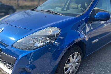 Renault Clio 191.000 km 1.890 &euro; Friedberg 61169
