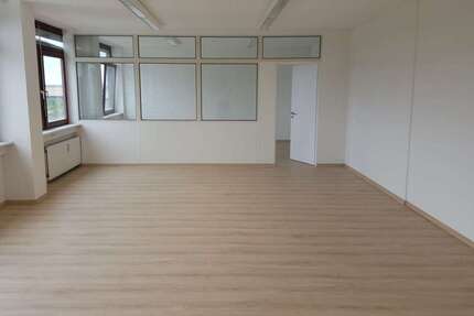 Gewerbeobjekt Frankfurt Flughafen - 350&euro; | Angebot:24015986