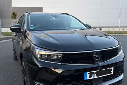 Opel Grandland (X) 51.760 km 21.500 &euro; Frankfurt 60529