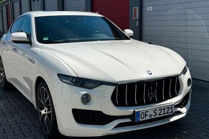 Maserati Levante 96.000 km 36.450 &euro; Maintal 63477