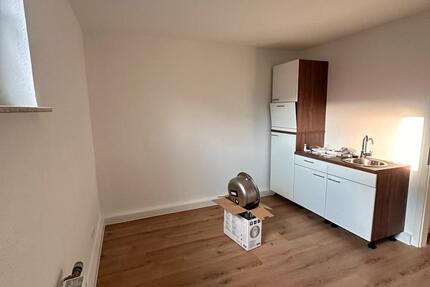 Erstbezug nach Sanierung: 2 Zimmer Wohnung in Frankfurt-Eschershe 2 zimmer