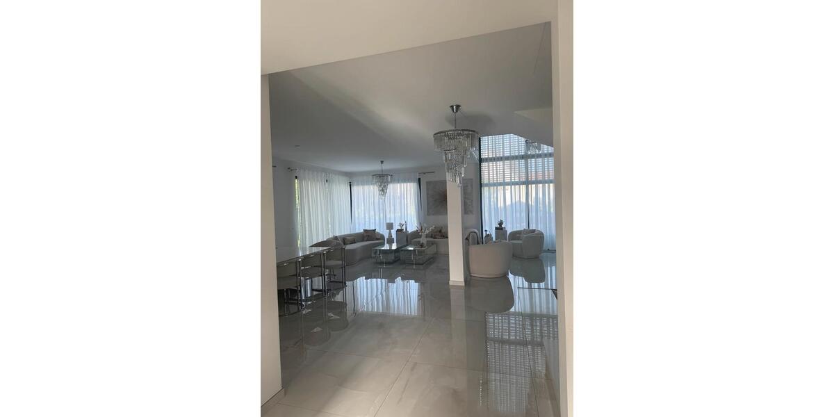 Einfamilienhaus Langen (Hessen) - 8 Zimmer, 248 m&sup2;, 2.000.000&euro; | Angebot:27155321