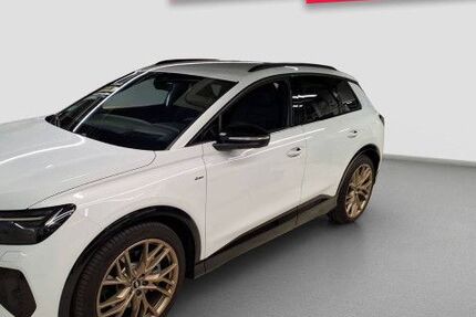 Audi Q4 e-tron 5.350 km 54.779 &euro; Offenbach am Main 63071