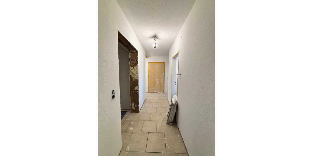 Etagenwohnung Bruchköbel - 5 Zimmer, 160 m&sup2;, 2.240&euro; | Angebot:26170114