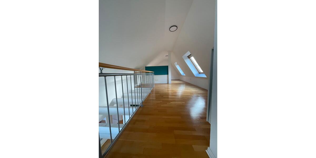 Etagenwohnung Frankfurt am Main Bergen-Enkheim - 2 Zimmer, 87 m&sup2;, 1.525&euro; | Angebot:23406603