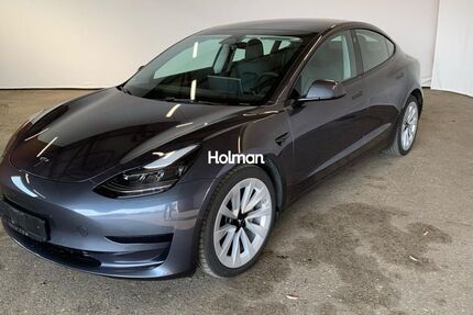 Tesla Model 3 71.679 km 24.810 &euro; Eschborn 65760