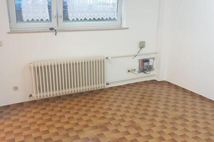 Ich biete Ihnen eine Kellergeschoss Wohnung an 1.5 zimmer