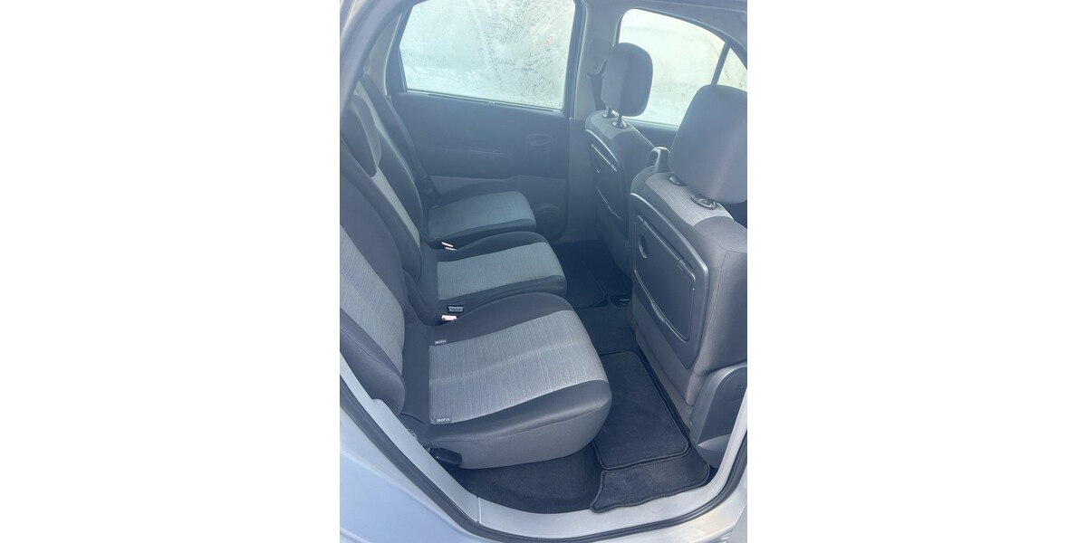 Renault Megane 160.000 km 2.000 &euro; Hanau 63450