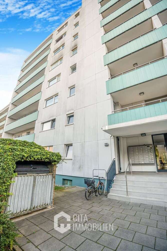 Wohnung zum Kaufen in Kelkheim (Taunus) 320.000 € 90 m²