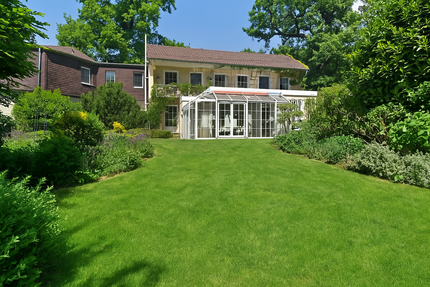 Haus zum Kaufen in Frankfurt am Main 2.790.000 € 442 m² 12 zimmer