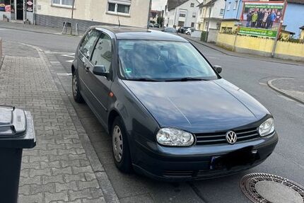 VW Golf 109.000 km 2.600 &euro; Büttelborn 64572