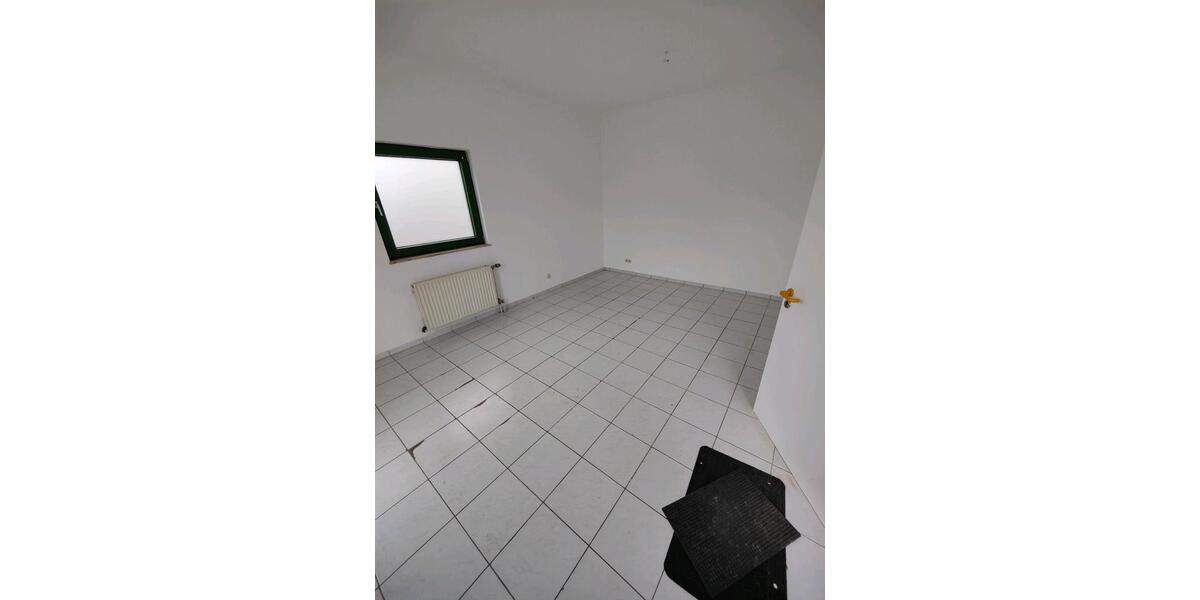 Gewerbeobjekt Frankfurt am Main Bergen-Enkheim - 100&euro; | Angebot:12810667