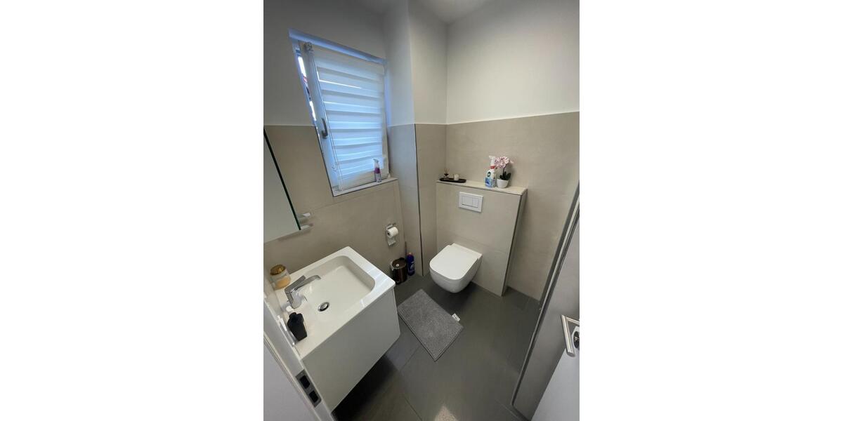 Doppelhaushälfte Hanau Lamboy - 6 Zimmer, 160 m&sup2;, 2.200&euro; | Angebot:25750507