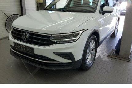 VW Tiguan 44.779 km 26.450 &euro; Frankfurt 60326