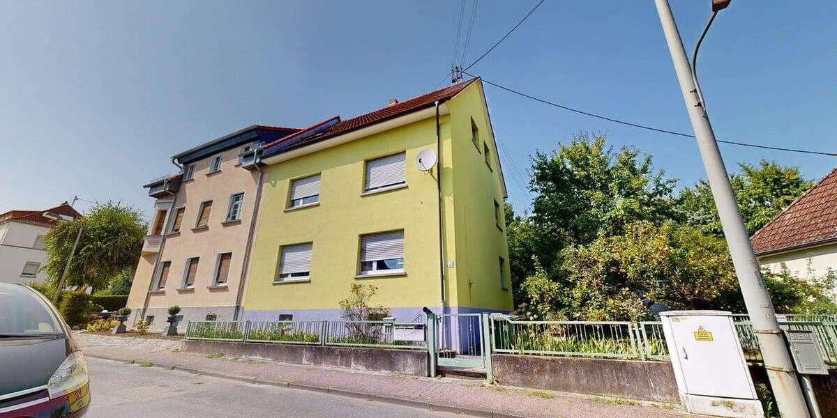 Haus zum Kaufen in Frankfurt am Main 479.000 € 178 m² 8 zimmer
