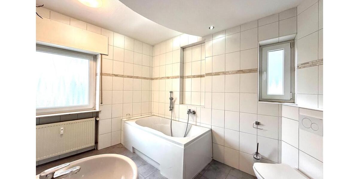 Bezugsfertige Erdgeschosswohnung mit Balkon 2 zimmer