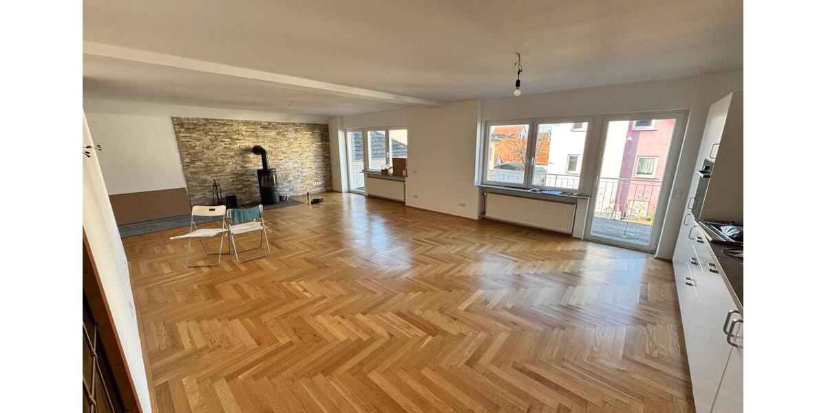 Exklusive, lichtdurchflutete 5,5 Zimmer-Wohnung - Saniert 5.5 zimmer