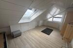 Dachgeschoßwohnung Hanau Groß-Steinheim - 3 Zimmer, 70 m&sup2;, 950&euro; | Angebot:25956833