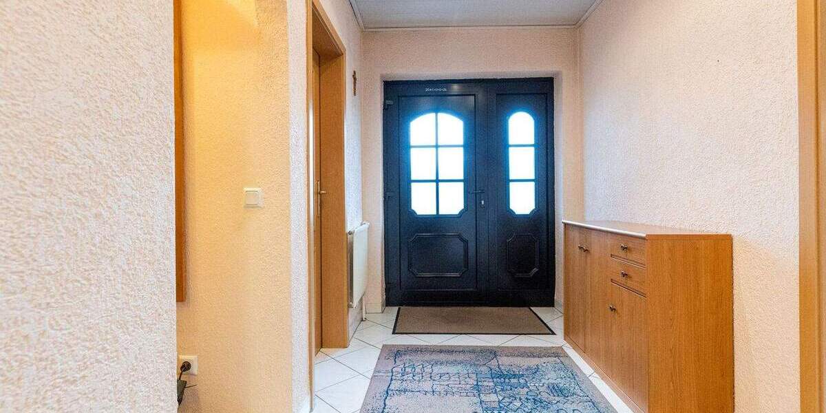 Reihenmittelhaus Ginsheim-Gustavsburg Gustavsburg - 8 Zimmer, 190 m&sup2;, 599.000&euro; | Angebot:25660959