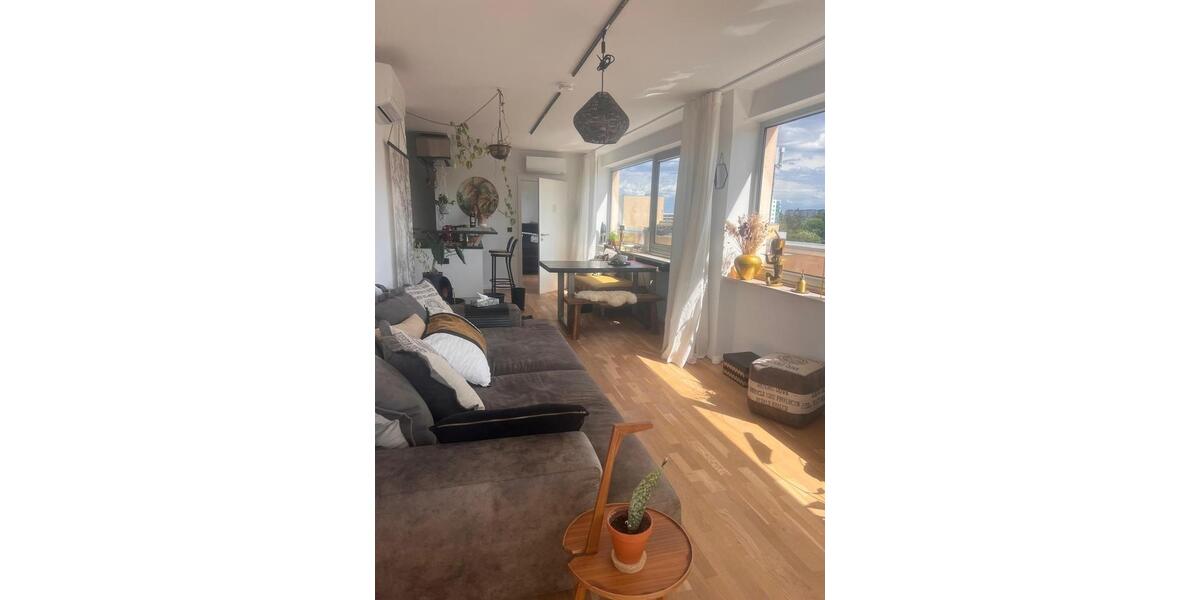 Penthouse mit atemberaubenden Skyline-Blick und Dachterrasse 3 zimmer