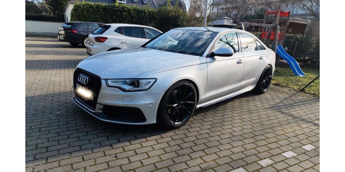 Audi A6 225.500 km 13.999 &euro; Offenbach 63069