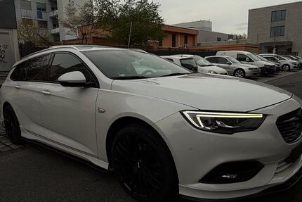 Opel Insignia 135.000 km 11.900 &euro; Frankfurt am Main 60528