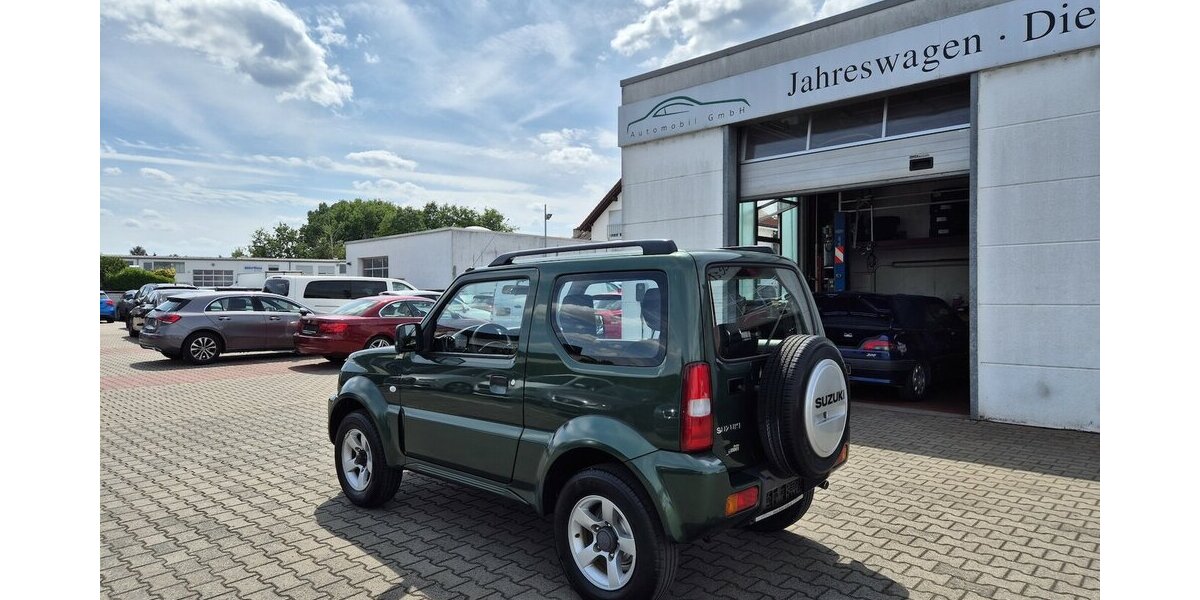 Suzuki Jimny 4x4, 1. Hand 64.312 km 14.890 &euro; Rodgau 63110