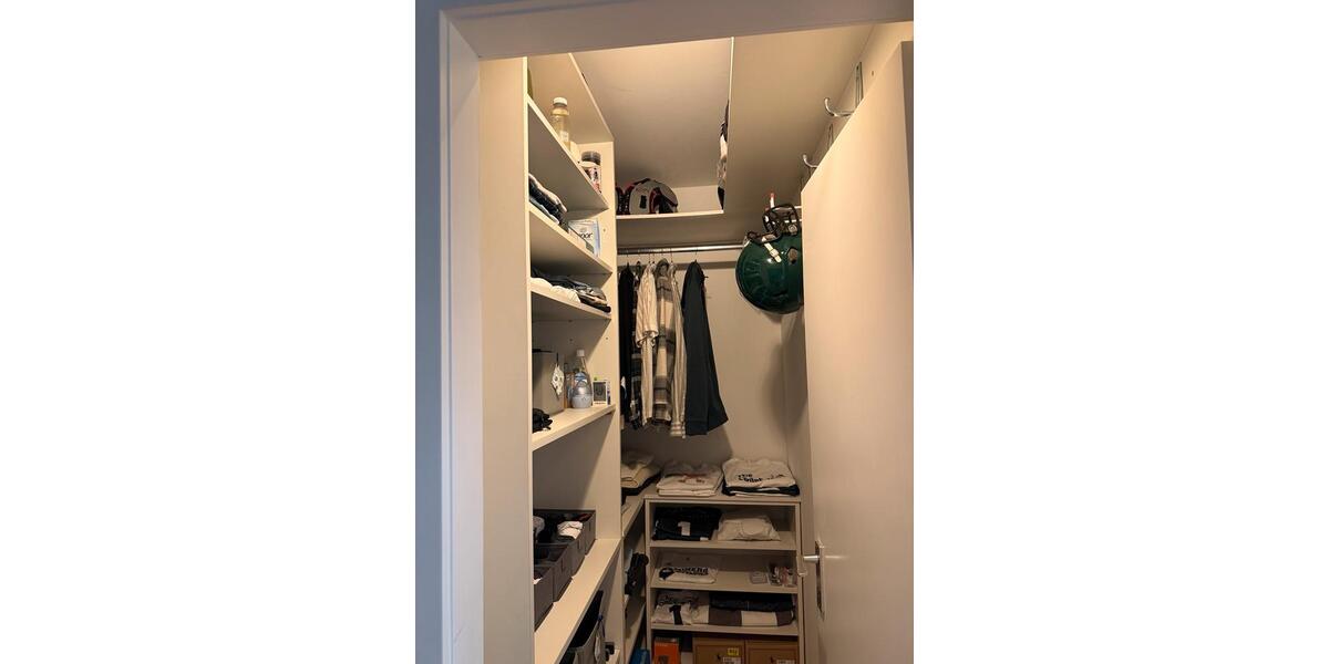 Etagenwohnung Frankfurt am Main Niederrad - 2 Zimmer, 42 m&sup2;, 950&euro; | Angebot:25310196